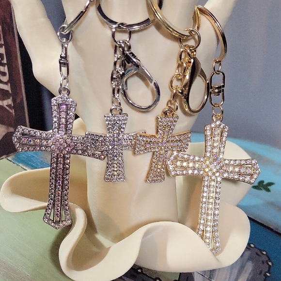 Accessories - Elegant Crystal Cross Keychain